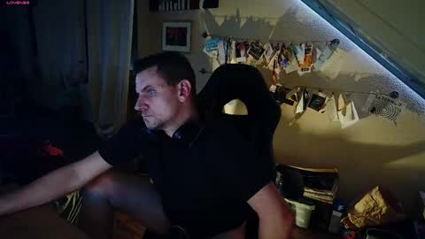 Snapshot of tyran28111984 chatting on 11.09.25 Sascha online show from 11.09.25