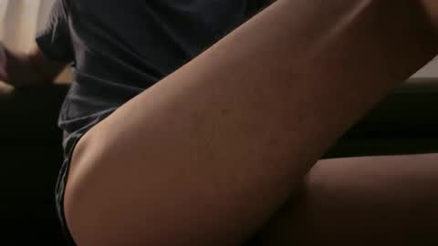 Snapshot of ubehalaya chatting on 09.29.25 Ross online show from 09.29.25