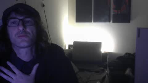 Snapshot of ucloudd chatting on 02.22.25 ucloudd online show from 02.22.25