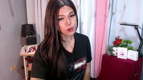 Snapshot of ugly_asianlover chatting on 12.26.24 rechelle online show from 12.26.24