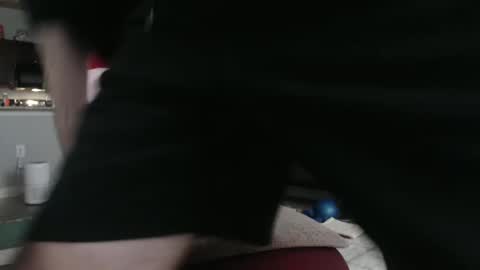 Snapshot of uhhuhhim chatting on 01.27.25 B online show from 01.27.25