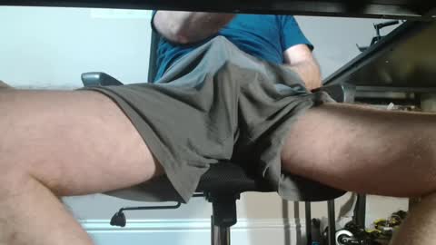 Snapshot of ukguynxtdr chatting on 12.29.24 ukguynxtdr online show from 12.29.24