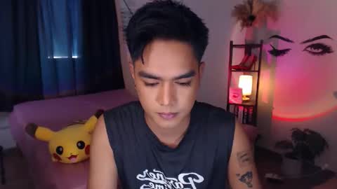 Snapshot of ultimatesexytrans chatting on 02.28.25 Alex online show from 02.28.25