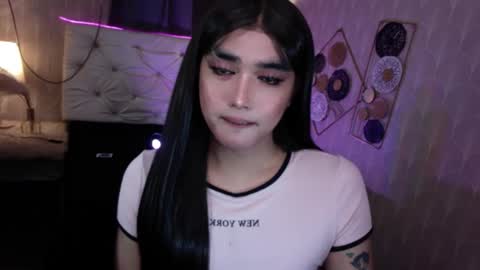 Snapshot of ultimatesexytrans chatting on 10.28.25 Alex online show from 10.28.25