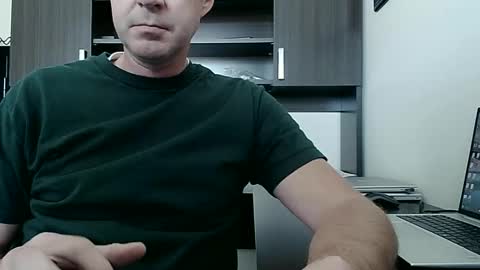 Snapshot of ultratac1 chatting on 09.19.25 Ultra online show from 09.19.25