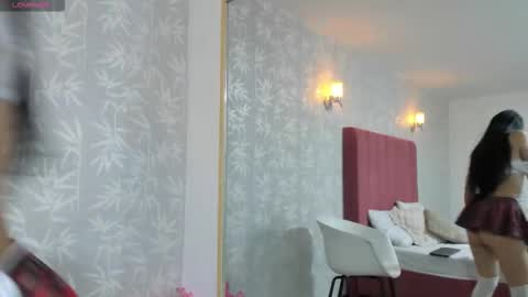 Snapshot of umikopeach chatting on 11.20.25 umiko peach online show from 11.20.25