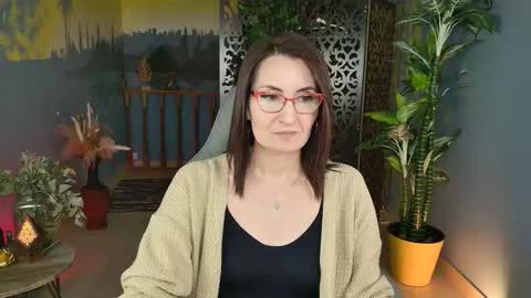 UnaTera online show from 11.04.25