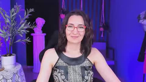 UnaTera online show from 11.09.25