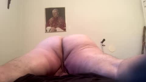 Hairy Sally online show from 10.19.25