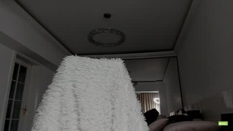 Snapshot of unforgettable_s chatting on 12.05.24 Silvia online show from 12.05.24
