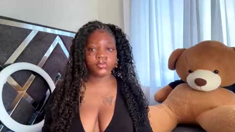 Snapshot of unholybaddie chatting on 09.09.25 Unholybaddie online show from 09.09.25