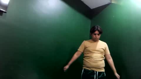 Snapshot of unlimitedfantasy chatting on 11.16.25 Thiago online show from 11.16.25