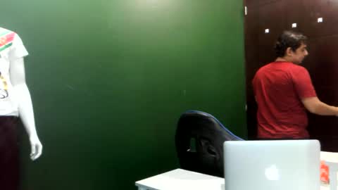 Snapshot of unlimitedfantasy chatting on 11.17.25 Thiago online show from 11.17.25