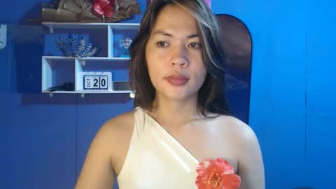 Snapshot of ur_perfectgirlmsa chatting on 10.19.25 Ms. A lets go pass or pvt show online show from 10.19.25
