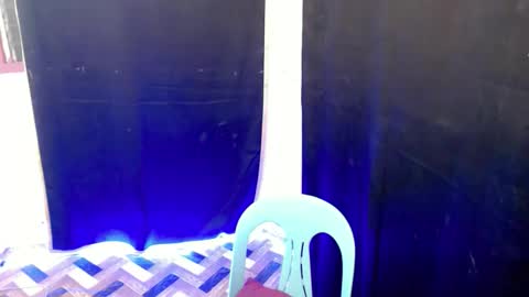 Snapshot of ur_ugly_princess chatting on 12.01.25 chesca online show from 12.01.25