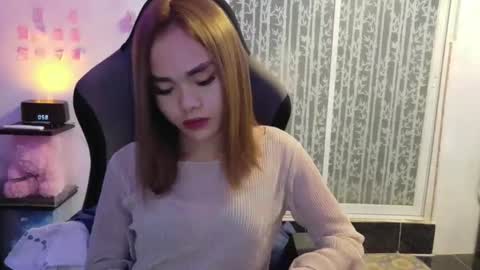 Snapshot of urasian_crisa chatting on 10.08.25 urasian_crisa online show from 10.08.25