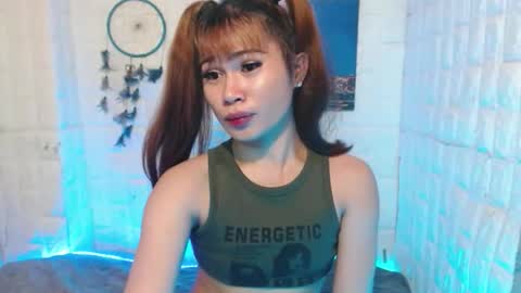 Snapshot of urasian_khalifa21 chatting on 09.20.25 Shirley online show from 09.20.25