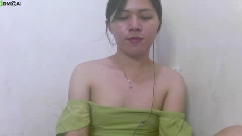 Snapshot of urasianlover69x chatting on 12.10.24 rai online show from 12.10.24