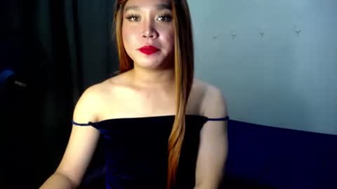 Snapshot of urasiansweet_cummer chatting on 01.06.25 KENDRA online show from 01.06.25