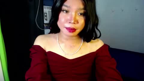 Snapshot of urasiansweet_cummer chatting on 03.04.25 KENDRA online show from 03.04.25