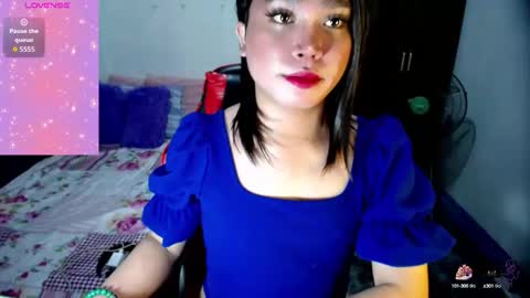 Snapshot of urasiansweet_cummer chatting on 09.10.25 KENDRA online show from 09.10.25
