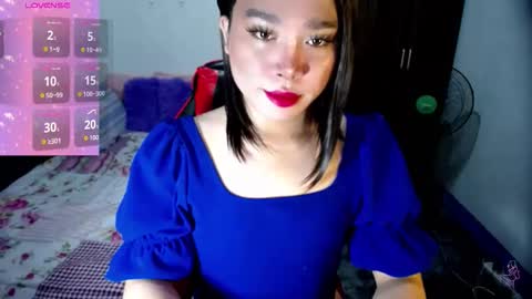Snapshot of urasiansweet_cummer chatting on 09.23.25 KENDRA online show from 09.23.25
