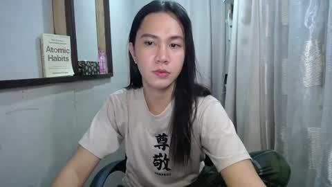Snapshot of urasiantserika chatting on 02.10.25 Erika online show from 02.10.25