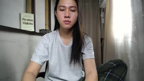 Snapshot of urasiantserika chatting on 02.27.25 Erika online show from 02.27.25