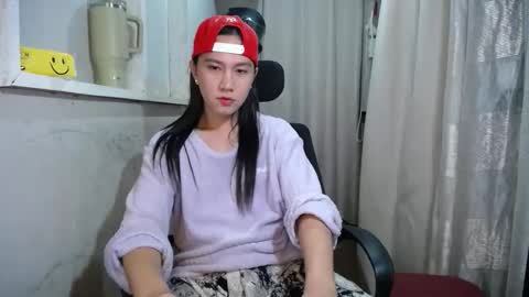 Snapshot of urasiantserika chatting on 09.27.25 Erika online show from 09.27.25