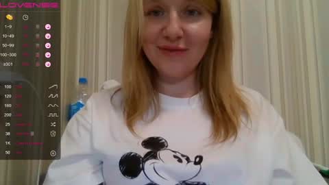 Snapshot of urbadkitty chatting on 01.10.25 urbadkitty online show from 01.10.25
