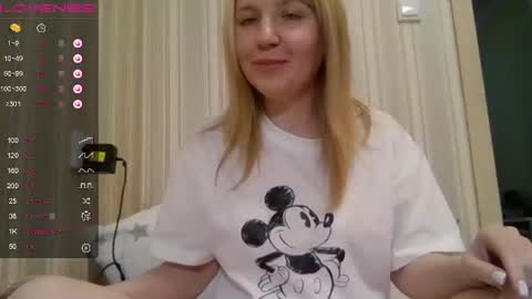 Snapshot of urbadkitty chatting on 01.23.25 urbadkitty online show from 01.23.25