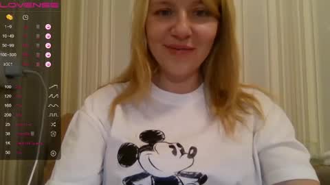 Snapshot of urbadkitty chatting on 02.28.25 urbadkitty online show from 02.28.25