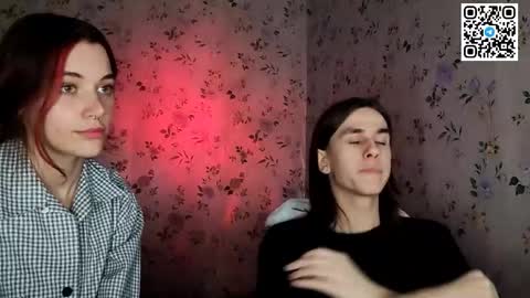 Snapshot of urbankai_ chatting on 11.26.25 Lisa and Vlad online show from 11.26.25