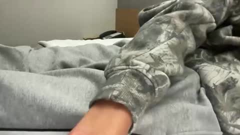 Snapshot of urfavcock6918 chatting on 09.17.25 urfavcock6918 online show from 09.17.25