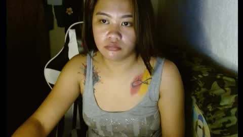 Snapshot of urfynestasian chatting on 01.03.25 urfynestasian online show from 01.03.25