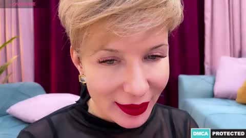 Snapshot of urgoddessjenny chatting on 12.30.24 Jenny online show from 12.30.24