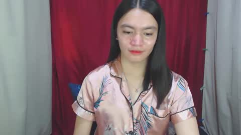 Snapshot of urhottiest_katey chatting on 12.23.24 Katey online show from 12.23.24