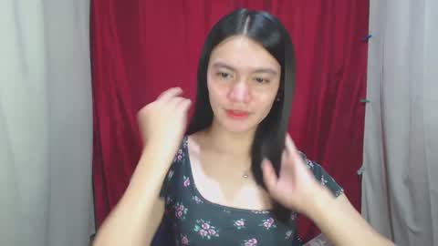 Snapshot of urhottiest_katey chatting on 01.07.25 Katey online show from 01.07.25