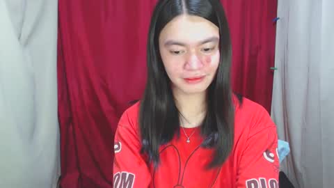Snapshot of urhottiest_katey chatting on 03.05.25 Katey online show from 03.05.25