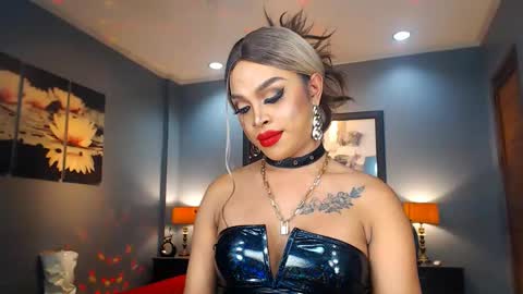 Snapshot of urmajestytyra chatting on 01.19.25 UrMajestyTyra online show from 01.19.25