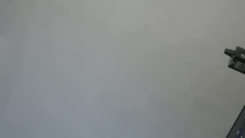 Snapshot of urnaughtysexy_alina chatting on 10.07.25 Your sexy alina online show from 10.07.25