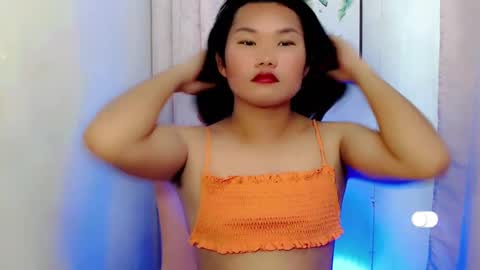 Snapshot of urwildpinayxxx chatting on 12.11.24 melody online show from 12.11.24