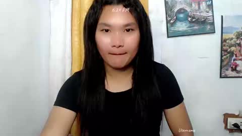 Snapshot of urwildpinayxxx chatting on 12.29.24 melody online show from 12.29.24