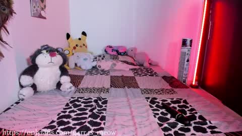    online show from 01.28.25