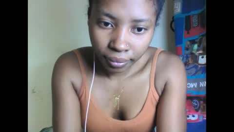 vailla02 online show from 10.04.25