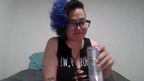 Snapshot of valarieak chatting on 09.18.25 valarieak online show from 09.18.25