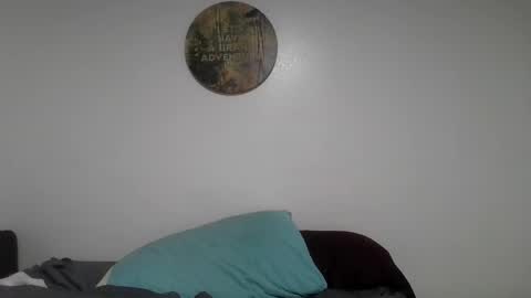 Snapshot of valarieak chatting on 10.04.25 valarieak online show from 10.04.25