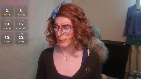 Snapshot of valentia_vickers chatting on 01.08.25 Valentia online show from 01.08.25