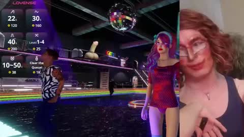 Snapshot of valentia_vickers chatting on 01.08.25 Valentia online show from 01.08.25