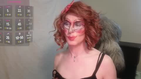 Snapshot of valentia_vickers chatting on 02.19.25 Valentia online show from 02.19.25